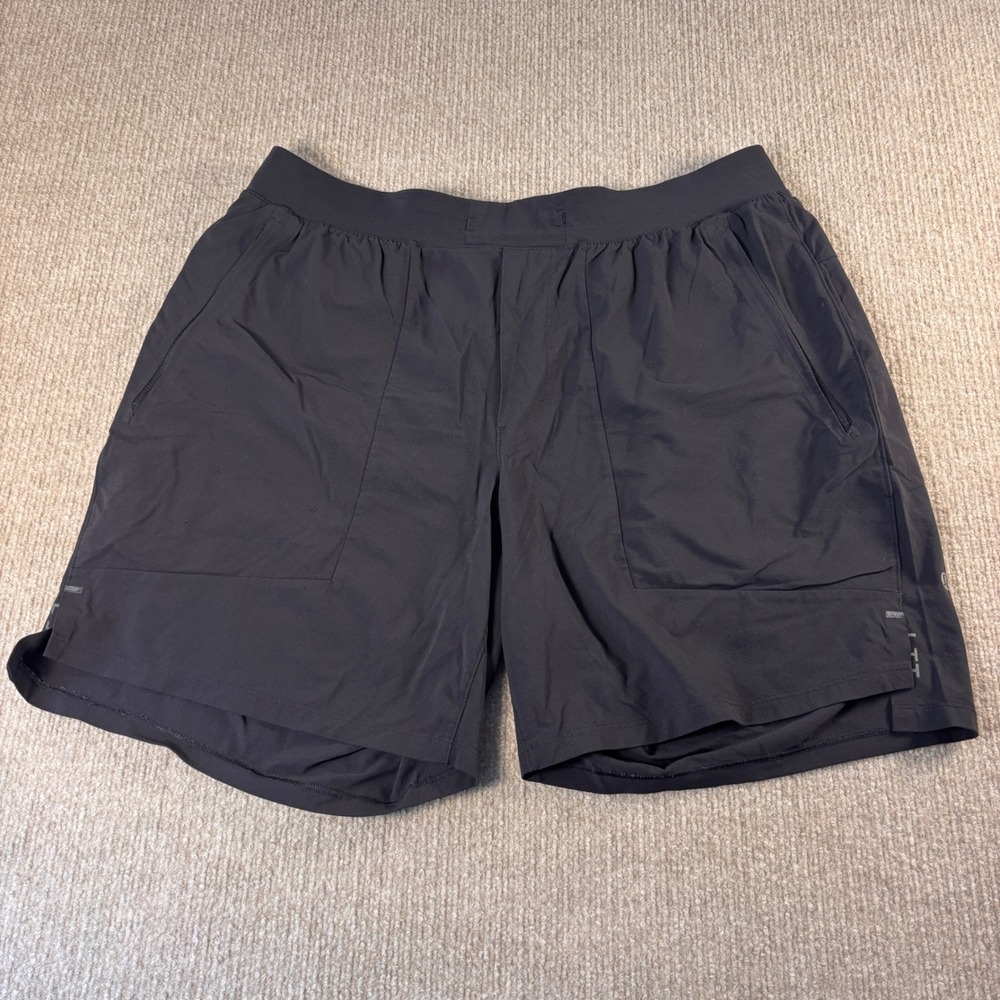 Lululemon Black LTT License to Train 7" Linerless Shorts Men's Size XL EUC